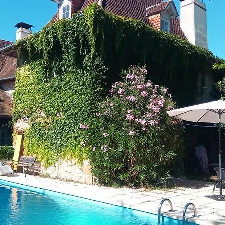 Maison Grandes Chambres Avec Cuisine -Jardin -Terrasse-Bbq Bastanes Bagian luar foto